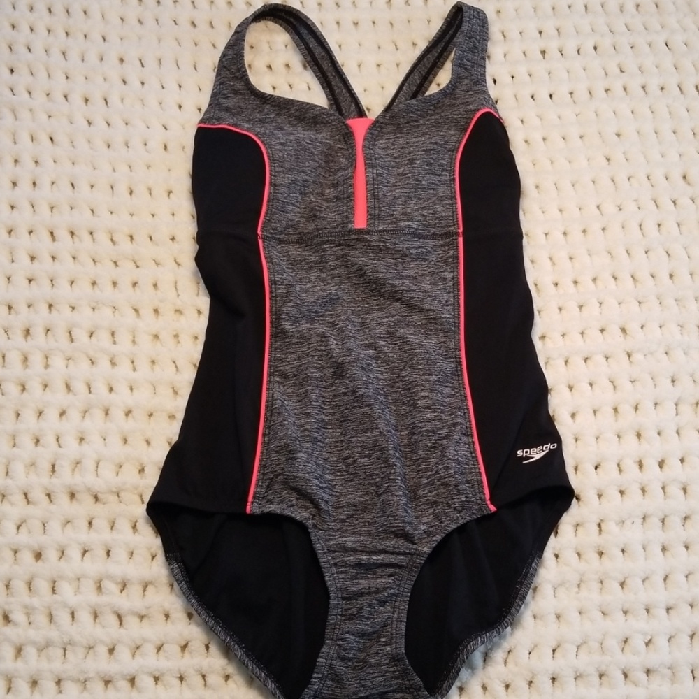 Speedo sz 8 black swimsuit one piece racerback